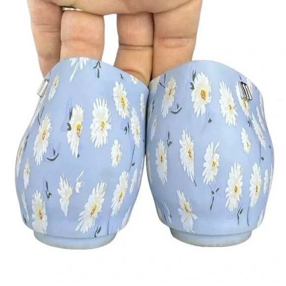Melissa Floral Ballet Flats Sandals Shoes Size 6 Blue Daisies Pull On Round Toe - Picture 8 of 8
